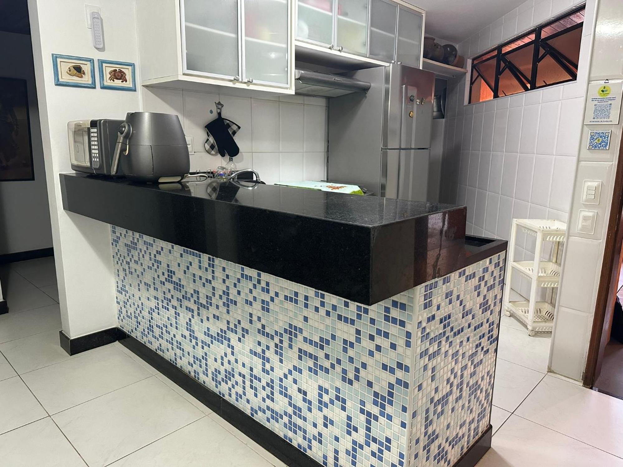 Flat Guarajuba 4 Quartos Terreo A Beira Mar - Pe Na Areia - Governanca Com Arrumadeira E Wi Fi Inclusos Camassari Esterno foto