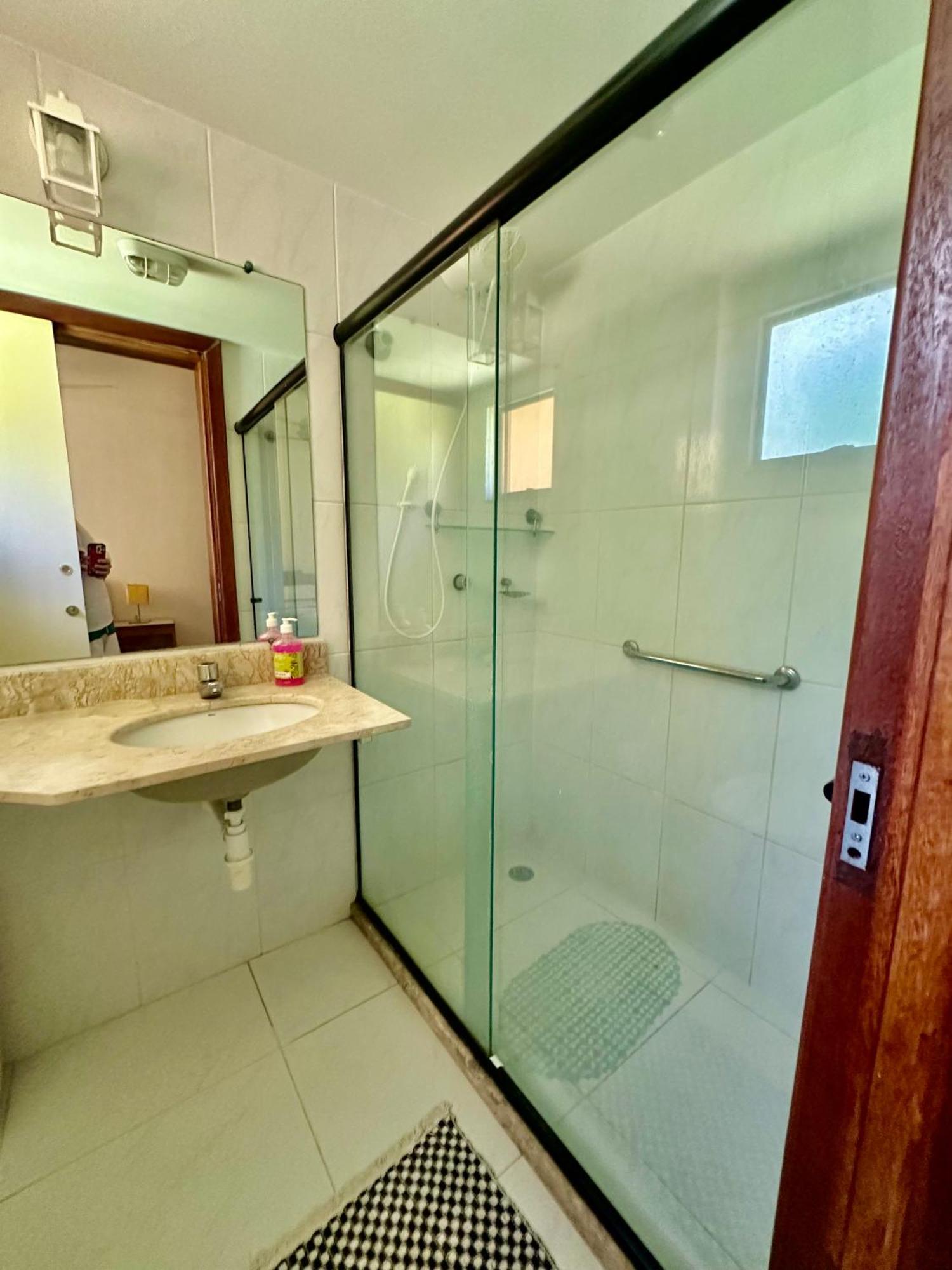 Flat Guarajuba 4 Quartos Terreo A Beira Mar - Pe Na Areia - Governanca Com Arrumadeira E Wi Fi Inclusos Camassari Esterno foto