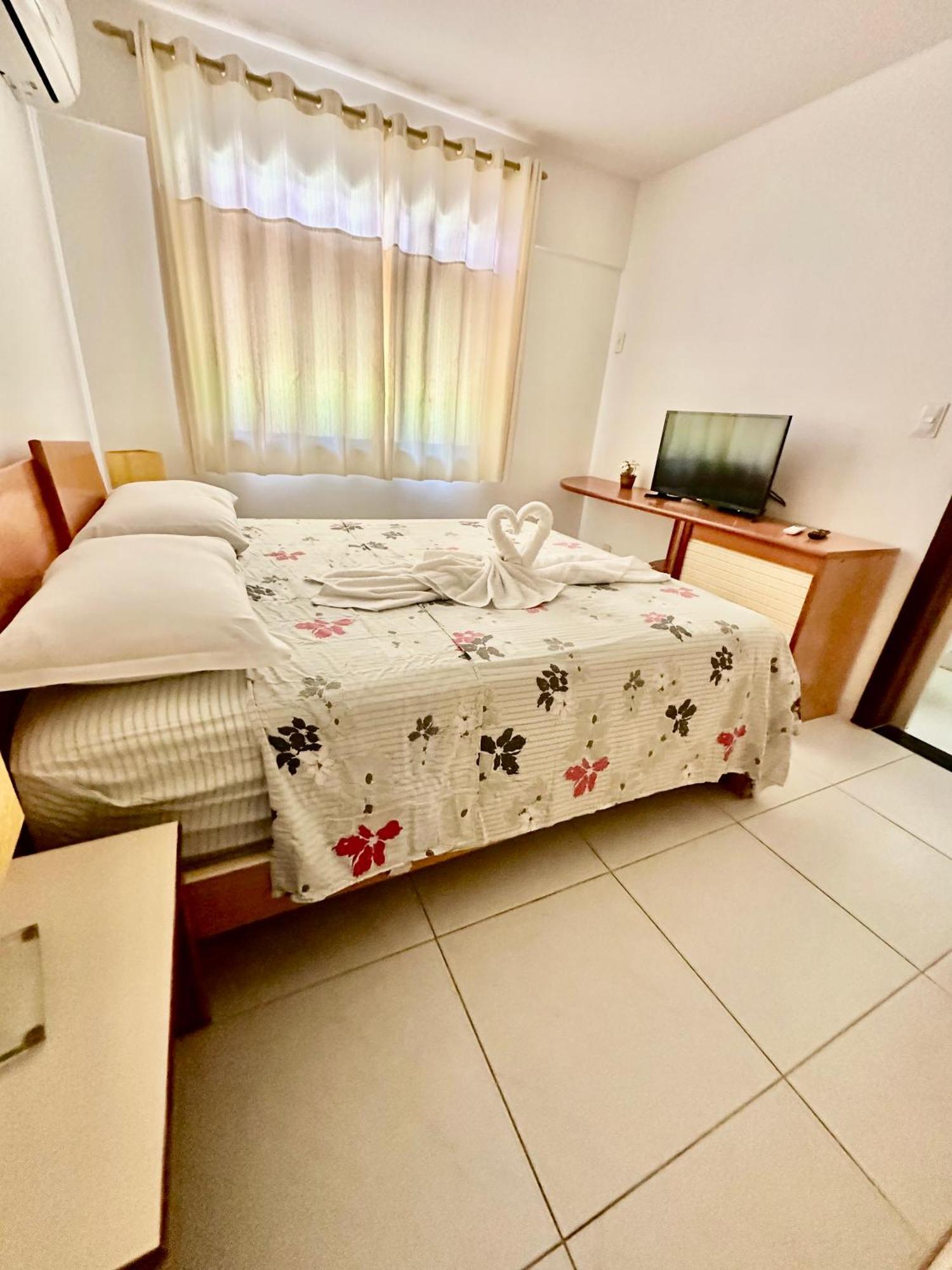 Flat Guarajuba 4 Quartos Terreo A Beira Mar - Pe Na Areia - Governanca Com Arrumadeira E Wi Fi Inclusos Camassari Esterno foto